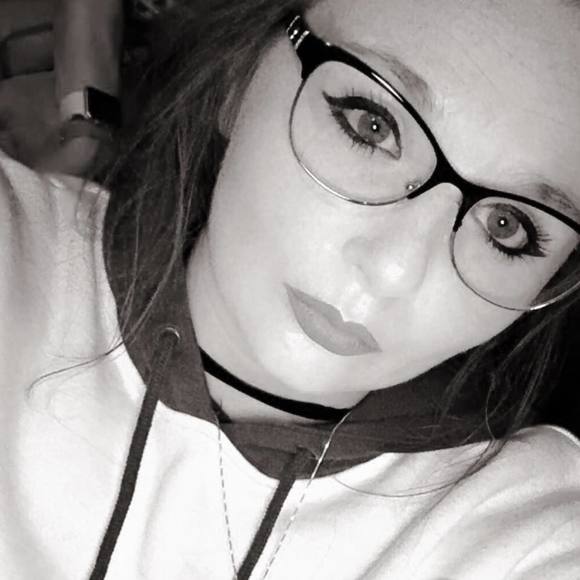 Meet your Posher, Heaven - Picture 1 of 1